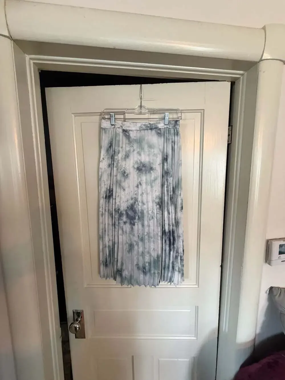 Abercrombie & Fitch Pleated Satin Midi Skirt in Green Tie-Dye